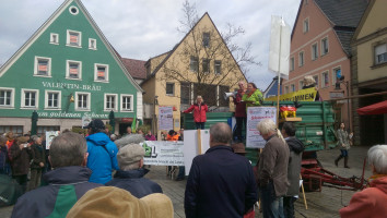 Die Vertreterin der Arbeitsgemeinschaft bäuerlicher Landwirtschaft, AbL, berichtet von ihren Markterfahrungen.